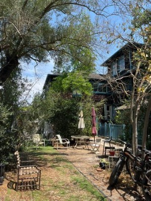 Room for Rent in Hackman House 2