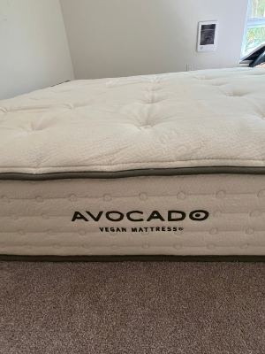 Avocado Vegan Mattress -- King Size 3