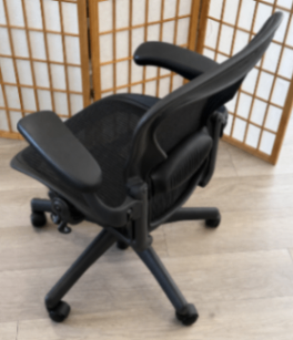 Herman Miller Aeron Chair – Size B – Great Condition! 2
