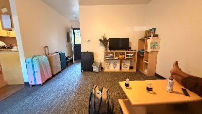 Looking for a Roommate: 1 Bedroom in a 2 Bedroom House 4