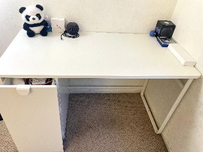 IKEA Modern White Desk with Built-In Storage – Very good Condition 2
