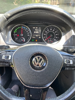 2015 VW e-Golf ELECTRIC  51,300 miles, 90 mi range ,  one owner, good cond,  no accidents, $6,500 OBO 2