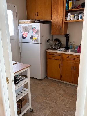 Subletting fully furnished light-filled Menlo Park 1BD 4