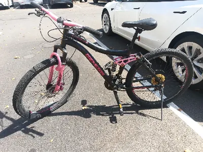 Genesis Maeve 26" Women's Bike (5'2"–5'6") 1