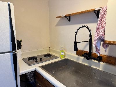 Furnished 1 bd/1 bath cottage; walking/biking distance to Stanford 4