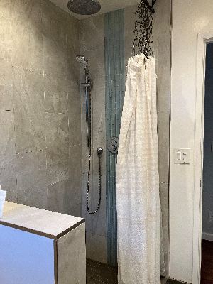 1Bed+1Shared Bath 4