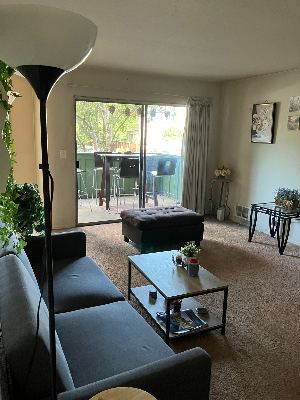 Looking for a roomate 3