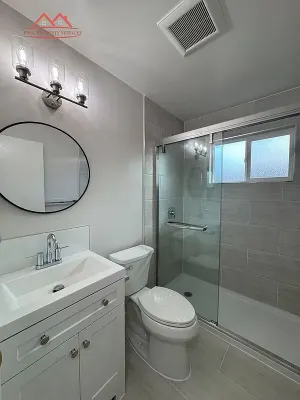 Updated 1-bedroom apartment for rent near Stanford with 1-year lease 2