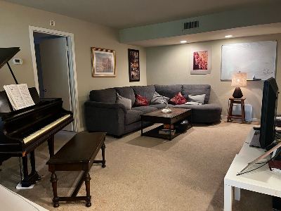 Lovely private room in Menlo Park (Sharon Heights) in a beautiful 3-bedroom apartment. 1