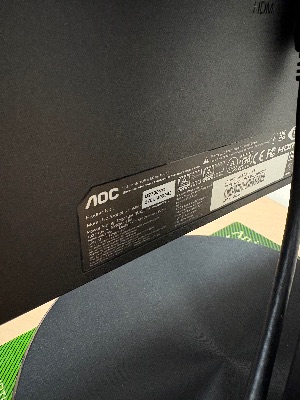 AOC 27" 4K UHD IPS Monitor (U2790VQ) – Excellent Condition 3