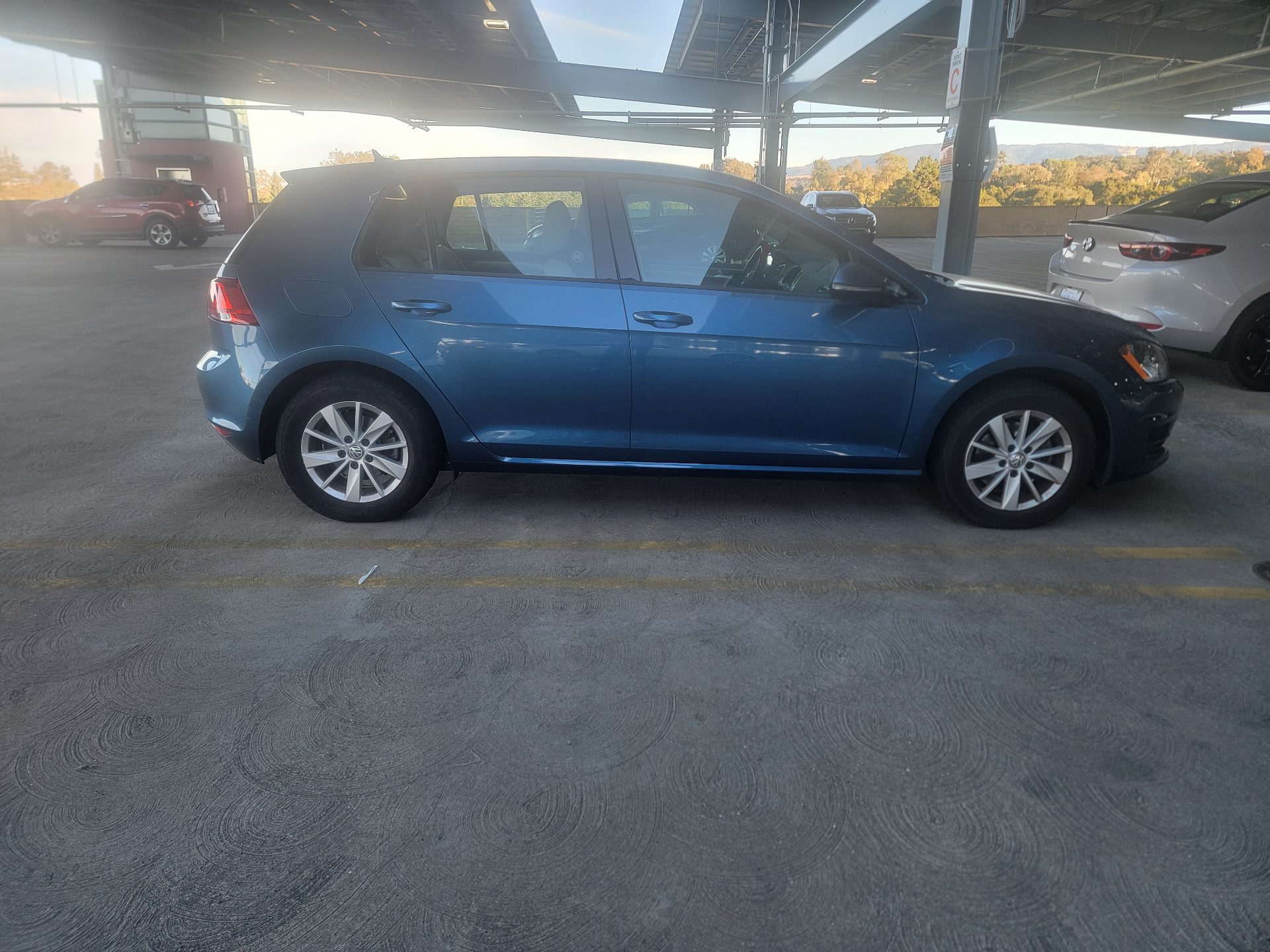 2016 Volkswagen Golf Hatchback - 1.8T Automatic (Mileage 82744) 2