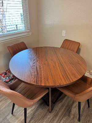 Moving Sale – Furniture in Excellent Condition 2