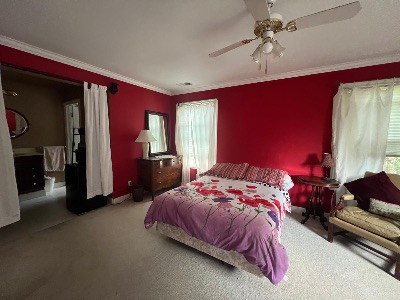 Room Available en suite bath 2