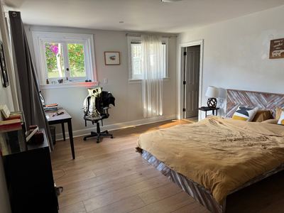 Gorgeous Master Bedroom/Bath in Renovated Heart of Misssion Home (mission district) 2