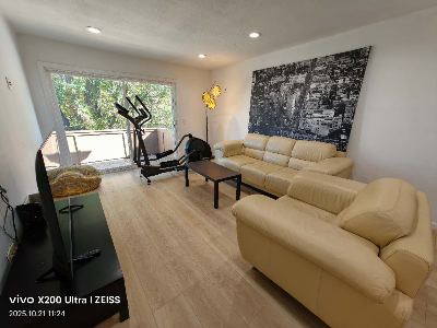 single room shared bathroom with another Stanford girl in Palo Alto Condo (female only) 3