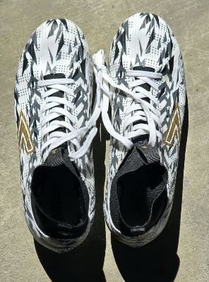 MITRE SOCCER CLEATS - WHITE/BLACK/GOLD 1
