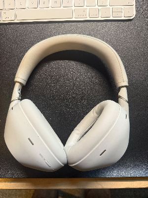 Sony WH-1000XM6 The Best Noise Cancelling Wireless Headphones, Silver 3