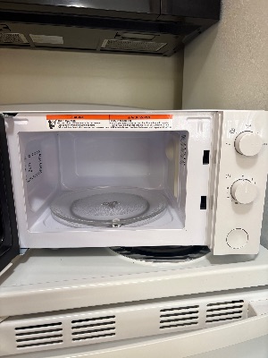 IKEA TILLREDA Microwave – Excellent Condition” 3