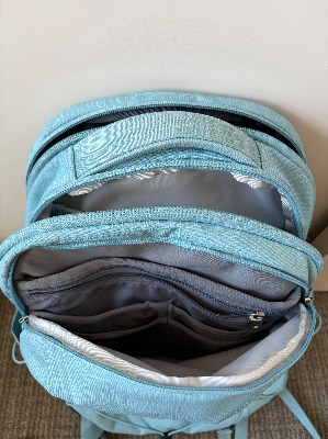 $50 OBO Excellent Condition North Face Women’s Borealis Backpack Light Blue / Teal 2