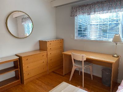 Private Room with a Private Bathroom in Palo Alto 2