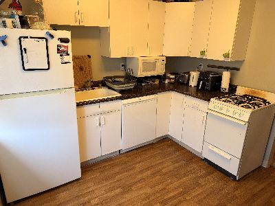 $2,500 / 2br - Fully Furnished 2BR/1BA — Mountain View | Available September 1 (mountain view) 3