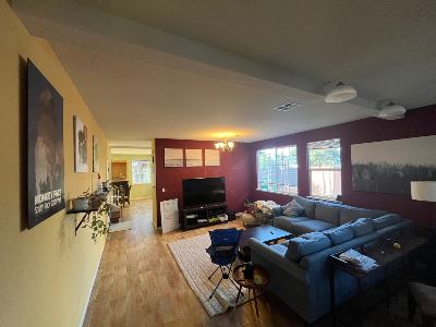 room available in spacious east palo alto home 4