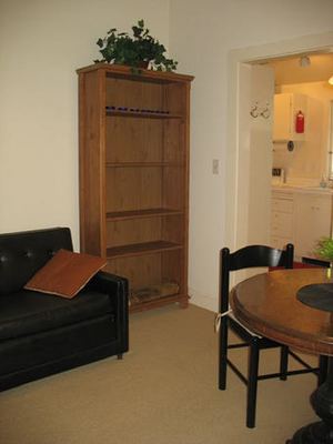 $2400 Charming FULLY FURNISHED STUDIO-COTTAGE in ”Old Palo Alto” 3