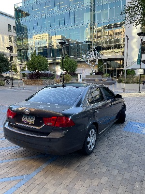 2010 KIA Optima GL 3