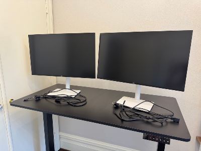 27" Dell 4K Monitor (2x) 4