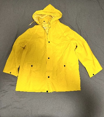 Yellow raincoat (for Halloween) 1