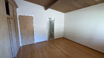 $1750 room + bathroom on the border of Palo Alto and Menlo Park, 15min bike to campus 3