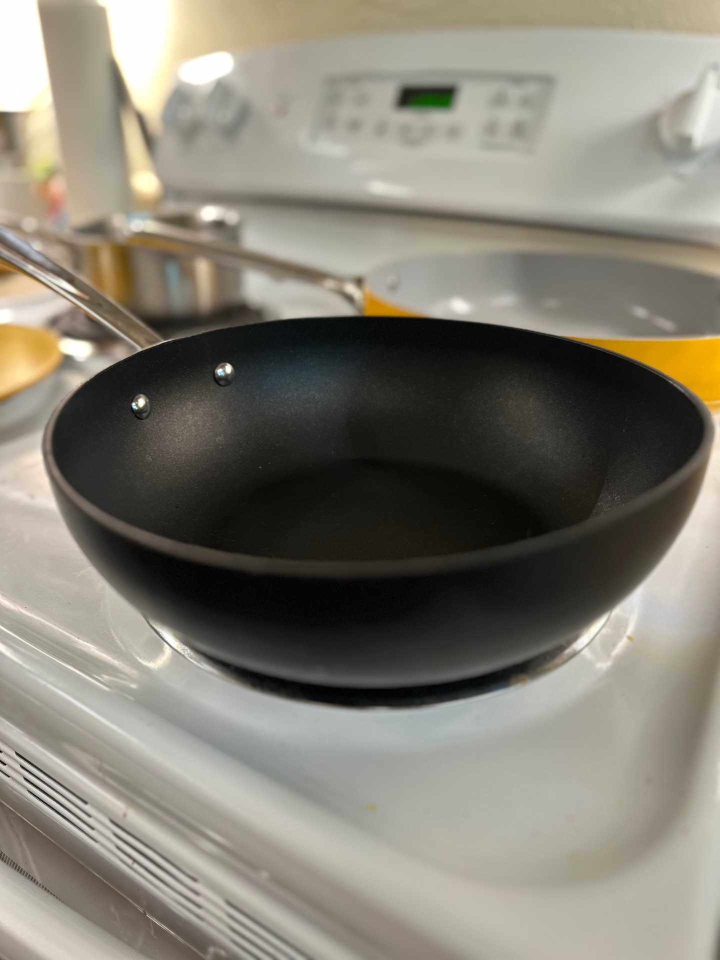 All-Clad HA1 Nonstick Wok, 10-inch (New) 3