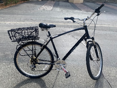 Ready to ride commuter bike with basket 1