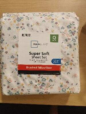 Queen Bedsheet with Pillowcase 1