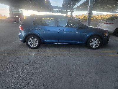 (Cut Below KBB) 2016 Volkswagen Golf Hatchback - 1.8T Automatic 3