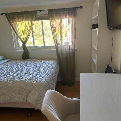 Beautiful Quiet Room Near Stanford — Seeking Studious, Responsible Professional or Graduate Student 4