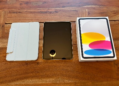 iPad A16 11" – 256GB Silver, Wifi – Like New 1