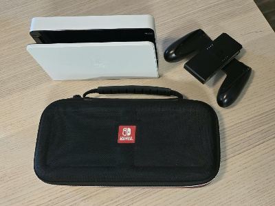 Nintendo Switch OLED With Case (All Cables Included)) 2