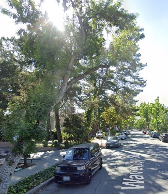 Charming unit small quite away from street 3