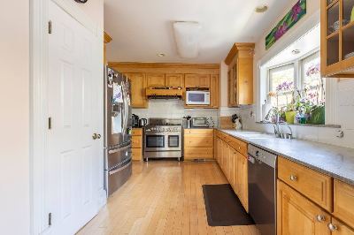 Furnished Room in Downtown Palo Alto near Stanford — Available Mid-October — Utilities, Bike & Weekly Professional Cleaning Included 4