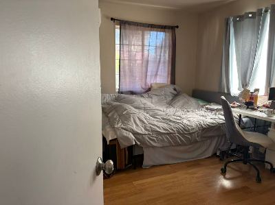 Furnished Room with Private Bathroom and Separate Entrance in Menlo Park 1