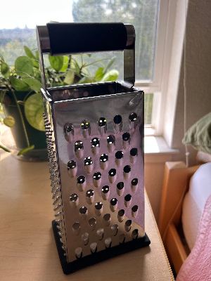 Grater 1