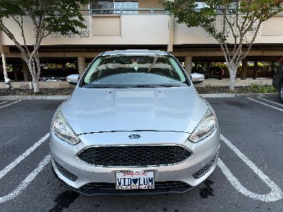 2017 Ford Focus SE Sedan (Low Mileage) 1