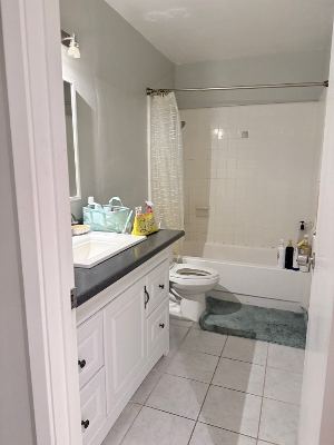 Private bedroom in an apt. near downtown Mountain View (Female Only) | Available 11/01 4