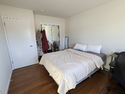 Looking for a roommate to share a 2BR 1BA apartment in Redwood City! 2